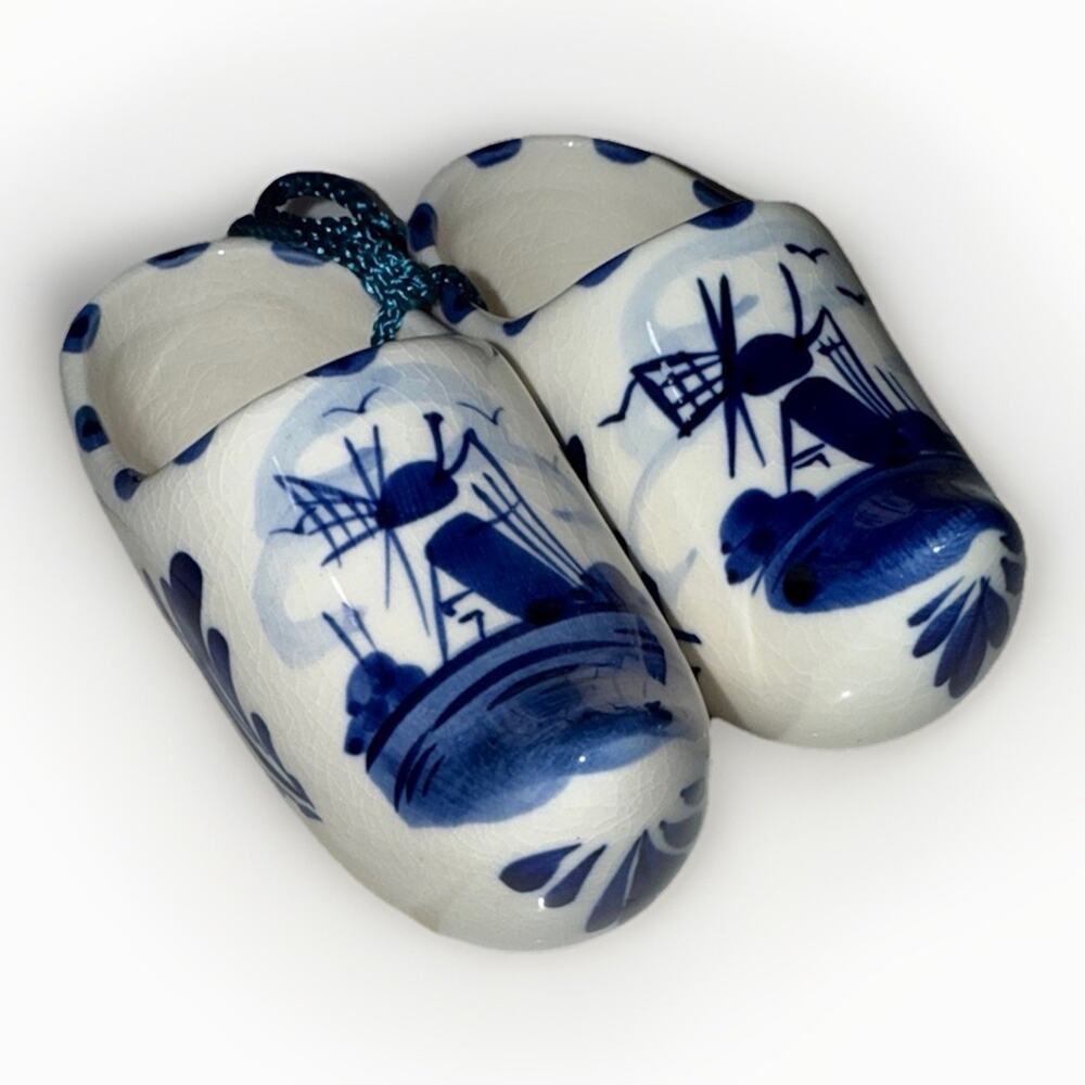 Delft Miniature Shoes Holland Windmill Blue White Dutch Clogs Ornaments 3.5”